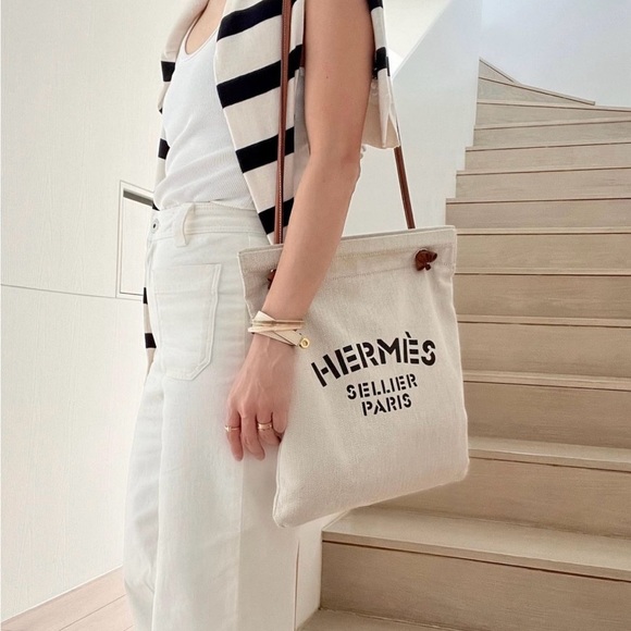 Hermes Maline Canvas Bag - Picture 4 of 5